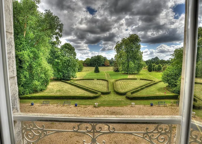 Chateau De Blavou Normandie ゲストハウス 3*