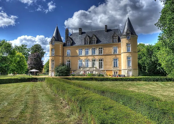 Chateau De Blavou Normandie Saint-Denis-sur-Huisne